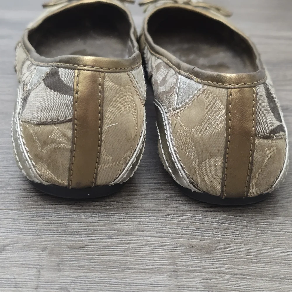 Coach Ariell Gold Tan Monogram Ballet Flats Size 7 Comfy Streetwear Metallic - Picture 3 of 9